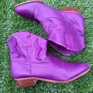Purple Leather 098GG19 Austin Western Women’s Boots 7.5 Made in Brazil